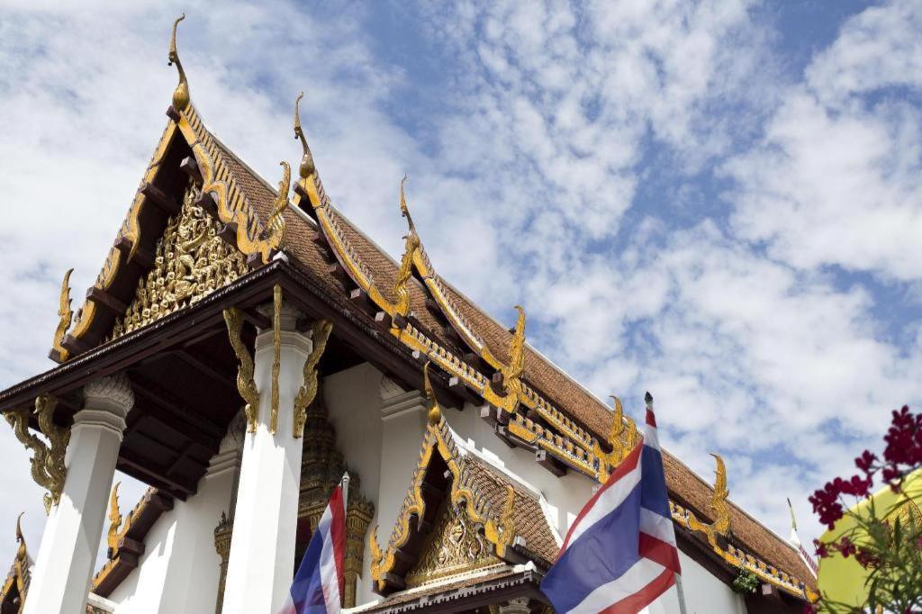 OYO 384 Ban Sabaidee Hotel Ayutthaya Bagian luar foto