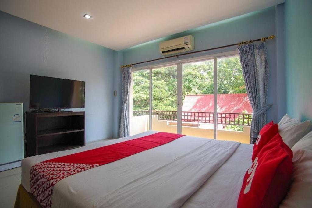 OYO 384 Ban Sabaidee Hotel Ayutthaya Bagian luar foto