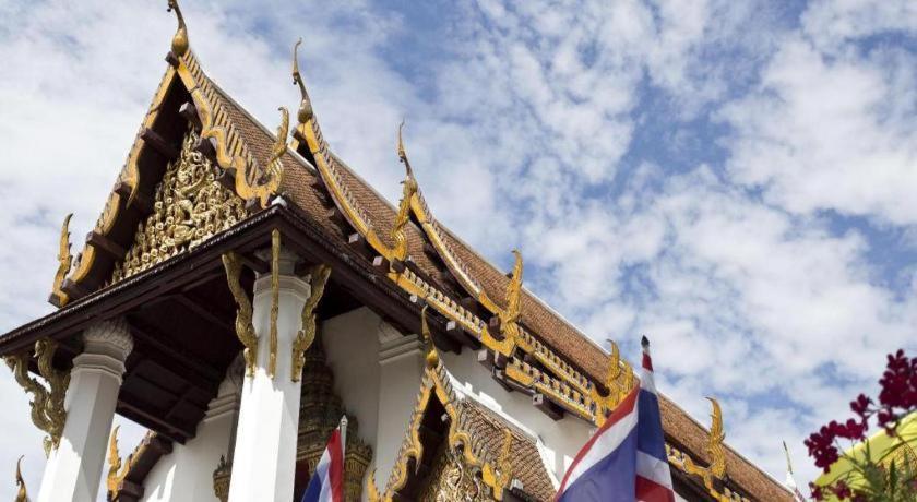 OYO 384 Ban Sabaidee Hotel Ayutthaya Bagian luar foto